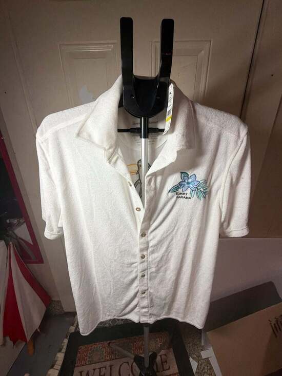 Tommy Bahama Other - Tommy Bahama Poolside Toucan Terry Camp Shirt